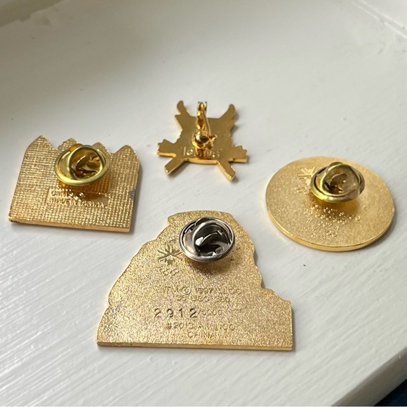 Vintage Utah Ski Snowbird and Salt Lake Winter Games 2002 Four Metal Enamel Pins - Picture 2 of 9